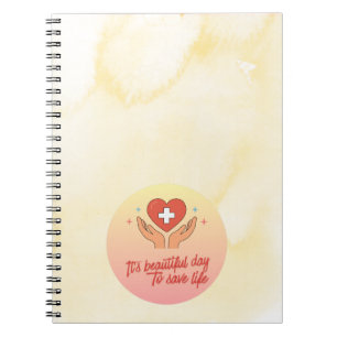 Cahier à spirale pour infirmière mignonne