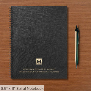 Cahier élégant au monogramme doré