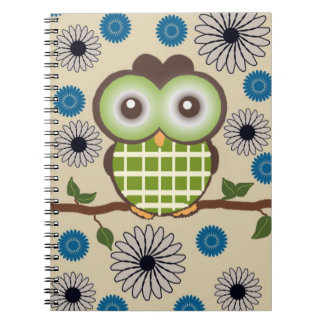 Cahier personnalisé marron et vert chouette mignon