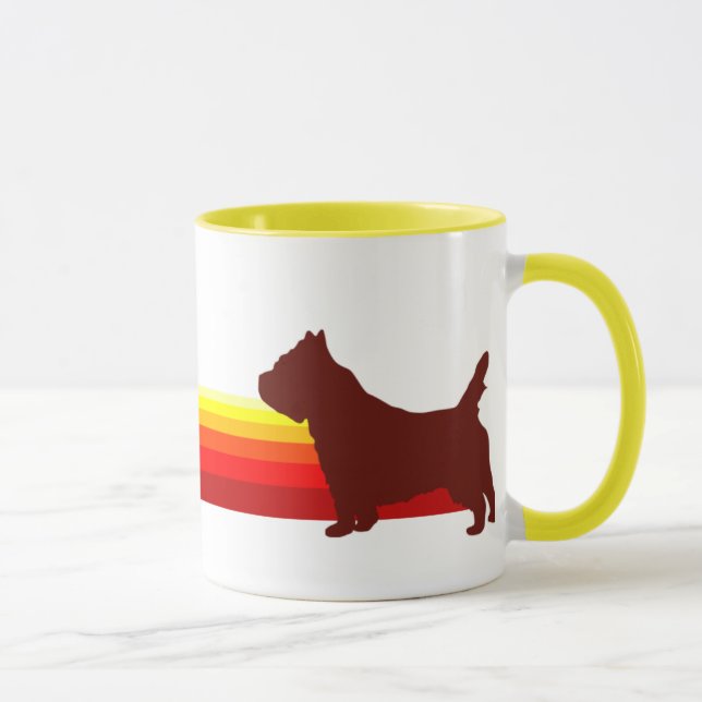 Cairn Terrier avec la tasse de rayures (Droite)