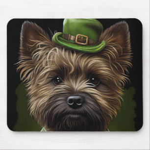 Cairn Terrier Hund in St. Patrick's Day Dress Mousepad