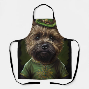 Cairn Terrier Hund in St. Patrick's Day Kostüm Schürze