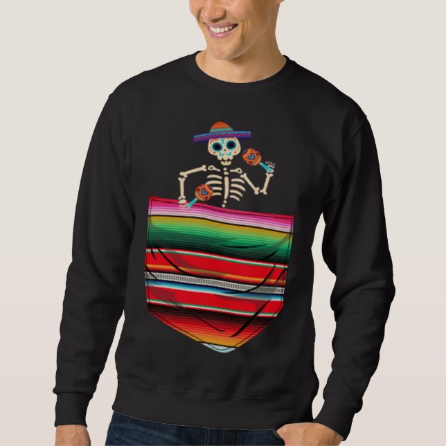 Calaca Blanket Pocket Serape Mexican Cinco De Mayo Sweatshirt (Vorderseite)