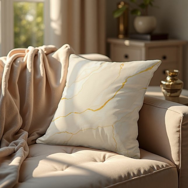 Calacatta Gold Marble Abstrakt - Luxe Veins Kissen (Bold Calacatta Gold Marble for your sofa. A luminous, high-end pillow accent.)