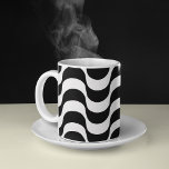 calçadão de copacabana, rio de janeiro kaffeetasse<br><div class="desc">Das Design der Fußgängerzone. Das Viertel befindet sich in der südlichen Zone der Stadt Rio de Janeiro,  Brasilien. Bekannt für seinen 4 balneal km Strand,  einer der berühmtesten der Welt</div>