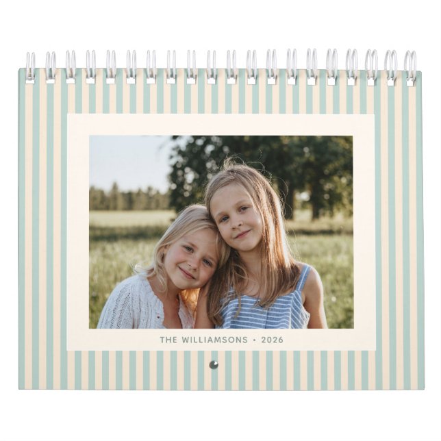 Calendrier 2026 Custom Family Photos Coastal Stripe (Protection)
