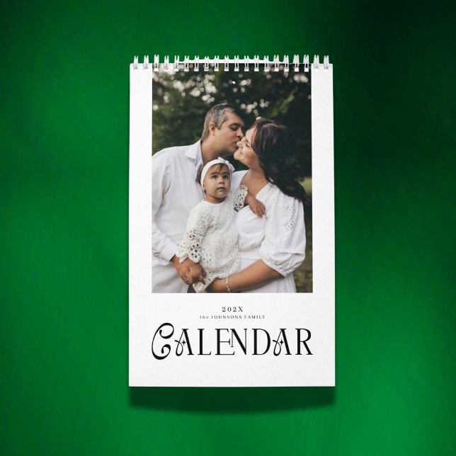 Calendrier Modern Minimal Chic Typography Custom Family Photo (Créateur téléchargé)