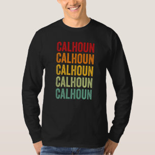 Calhoun County Georgia Regenbogen Text T-Shirt