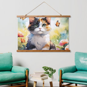 Calico Cat im Frühlingspark mit Schmetterlingen Wandteppich Mit Holzrahmen