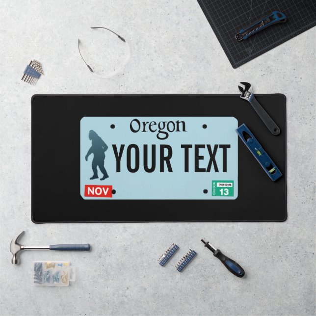 California Sasquatch License Plate Schreibtischunterlage (Arbeitsplatz)