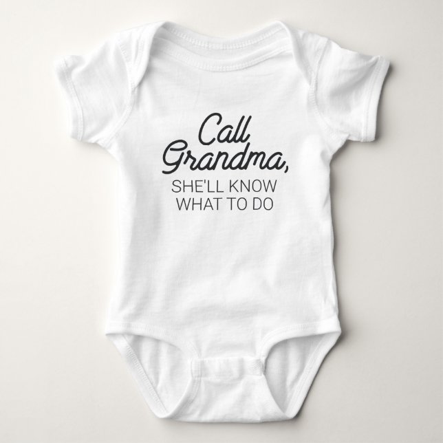 Call Oma Funny Baby Strampler (Vorderseite)