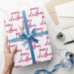 Calligrafisches Muster Merry Christmas Wrapping Pa Geschenkpapier<br><div class="desc">Fügen Sie Ihren Urlaubsgeschenken eine Touch Magie mit unserem Weihnachtsgeschenkpapier hinzu! Mit einer spielerischen "Frohen Weihnachten"-Typografie in Kalligrafie bringt dieses Packpapier Ihren Geschenken einen fröhlichen, kreativen Flair. Das elegante Design macht jedes Geschenk zu einem wunderschönen Ausdruck der Seele der Saison und verleiht Ihrem Gaumen Charme und Persönlichkeit. Machen Sie mit...</div>