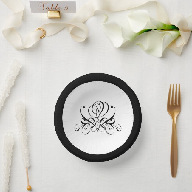 Calligrafy Black Rose Wedding Pappteller (Hochzeit)