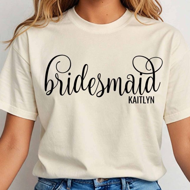 Calligraphy Black Script Bridesmaid Bachelorette T-Shirt (Von Creator hochgeladen)