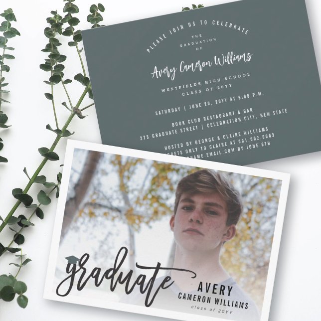 Calligraphy Brush Script Foto Graduation Party Einladung (Von Creator hochgeladen)