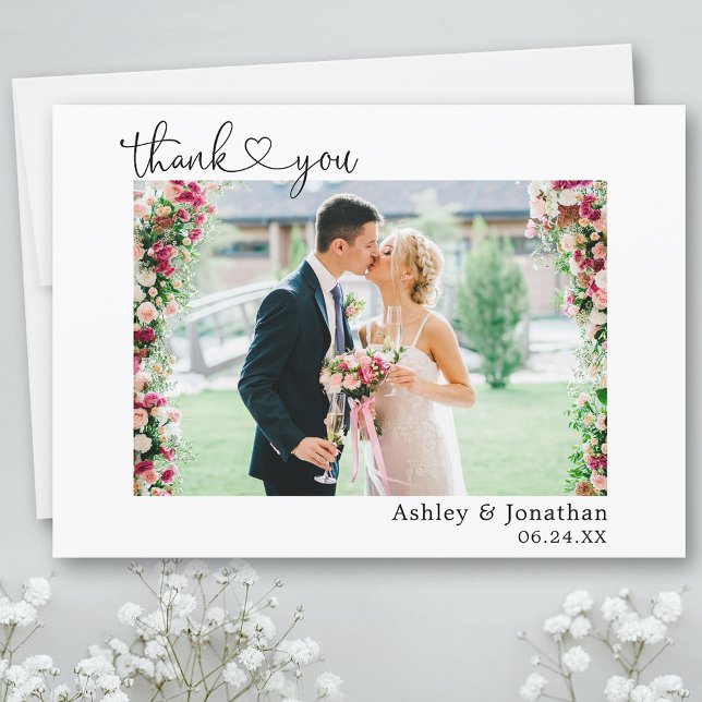 Calligraphy Heart Script Wedding Foto Dankeskarte (Customize to change your personalized text size or text style.)