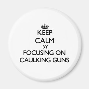 Calm behalten, indem man sich auf Kaulkingwaffen k Magnet