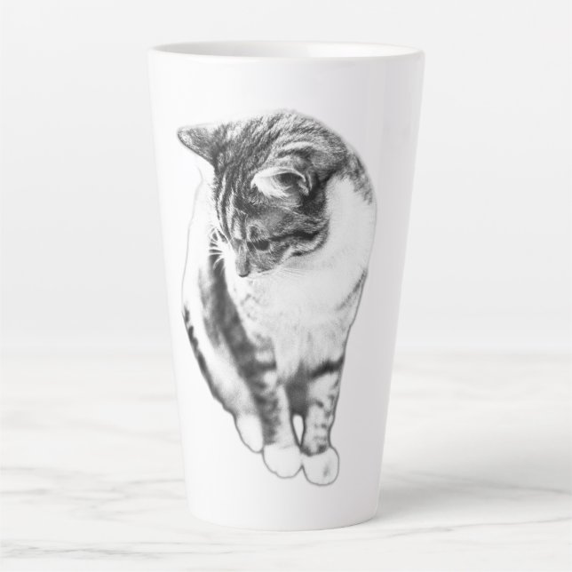 Calm Cat Looking Down Portrait Tasse (Vorderseite)