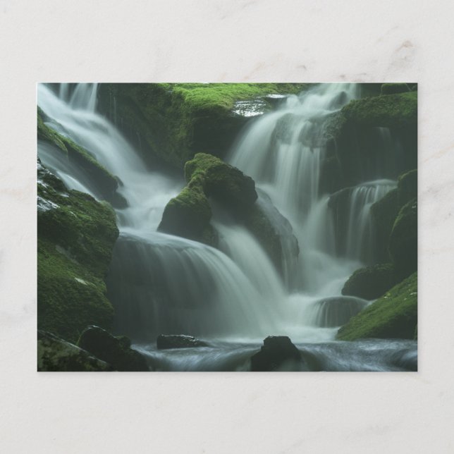 Calming Waterfall Postkarte (Vorderseite)