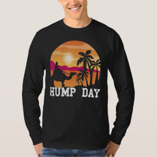 Camel Hump Day Traveler Palm Sunset Mittwoch Wine T-Shirt