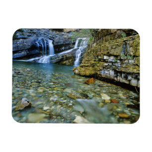 Cameron Falls im Waterton-Lakes-Nationalpark in Magnet