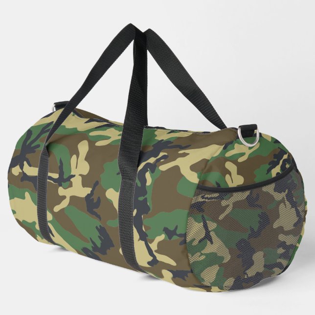 Camo Woodland Duffle Bag (Rechte Ecke)