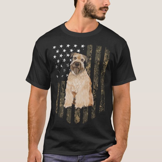 Camouflage American Flag Soft Coat Wheaten Terrier T-Shirt (Vorderseite)