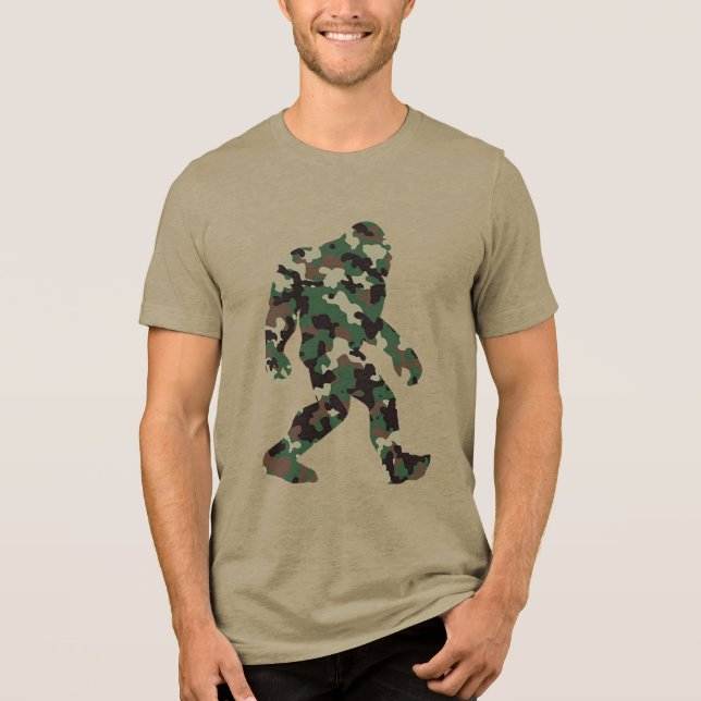 Camouflage Bigfoot Sasquatch Tri-Blend Shirt (Vorderseite)