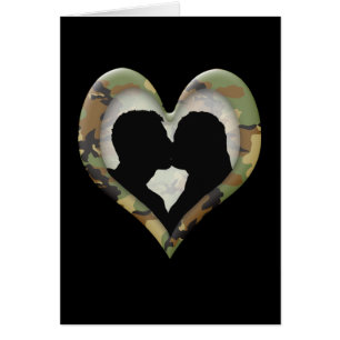 Camouflage Herz mit Kissing Couple