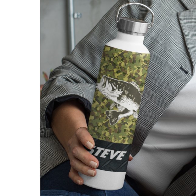 Camouflage Largemouth Bass Name Sportboot Trinkflasche (Von Creator hochgeladen)