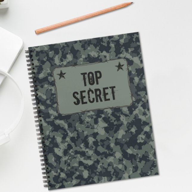 Camouflage Military Top Secret Notizbuch (Make school or journaling a little fun with this camo Top Secret notebook.)