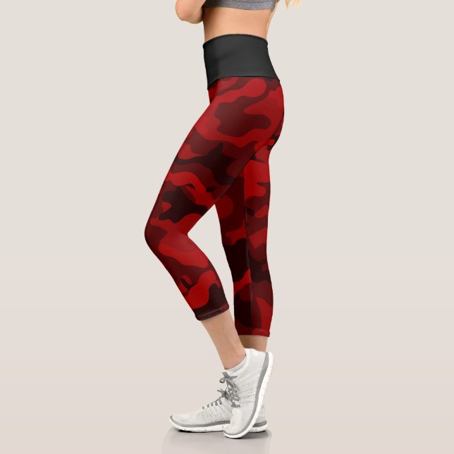 Camouflage rouge foncé Capri Leggings (Gauche)