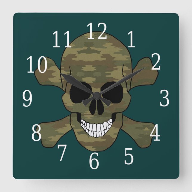 Camouflage Skull And Crossbones Clock Quadratische Wanduhr (Vorderseite)
