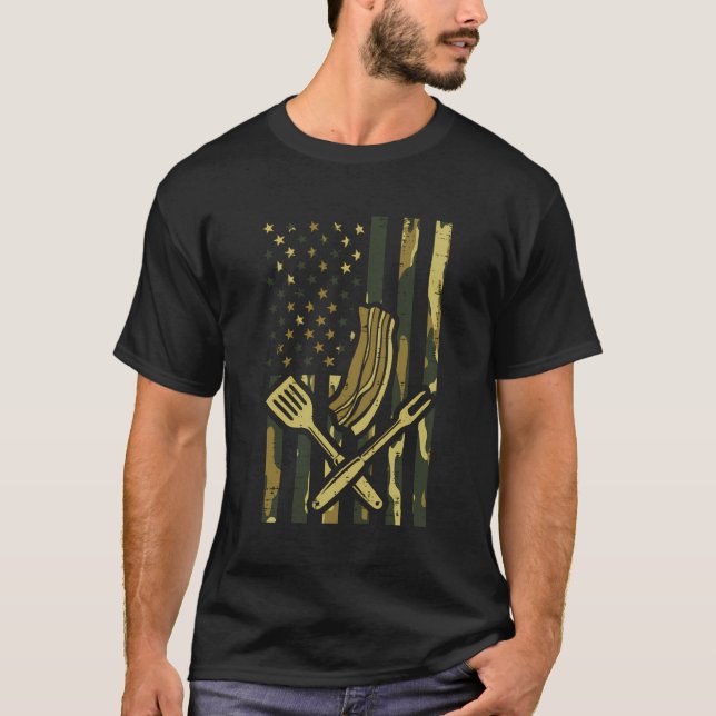 Camouflage US Flag Grillen Meat Grill Barbecue Pat T-Shirt (Vorderseite)