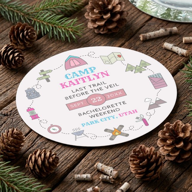 Camp Bach Wilderness Junggesellinnenabschiedsparty Runder Pappuntersetzer (Von Creator hochgeladen)