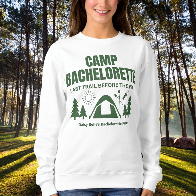 Camp Bachelorette Green T - Shirt (Von Creator hochgeladen)