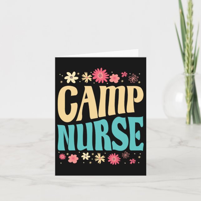 Camp Nurse Floral Outfit Sommer Camping registrier Karte (Vorderseite)
