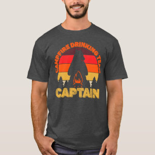 Camper Lagerfeuer Trinkbecher Captain Camping Bea  T-Shirt