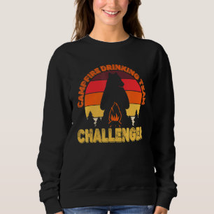 Camping Camper Lagerfeuer Trinkteam Herausforderer Sweatshirt