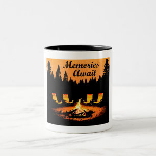 Camping Erinnerungen warten Zweifarbige Tasse