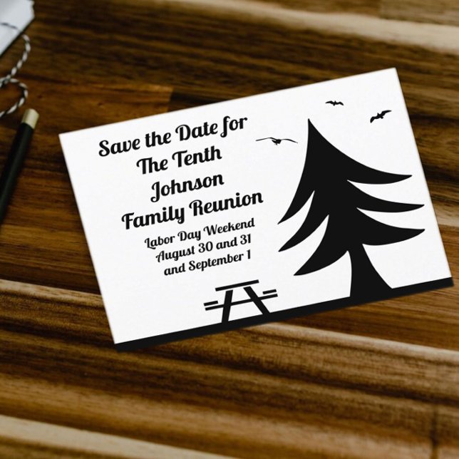 Camping Family Wiedersehen Pine Tree Picnic Graphi Einladungspostkarte (Von Creator hochgeladen)