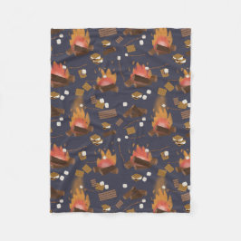 Camping Fire Outdoor Adventure & Marshmallows Fleecedecke