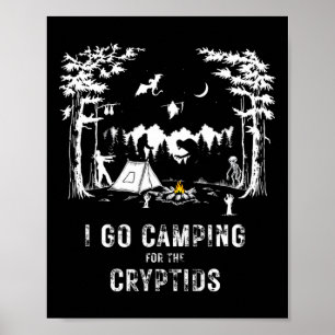 Camping für die Kryptiden Bigfoot Mothman Alien Sa Poster