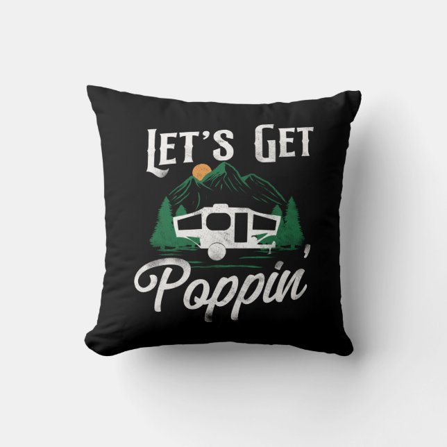 Camping, holen wir Poppin's Pop Up Camper Kissen (Vorderseite)