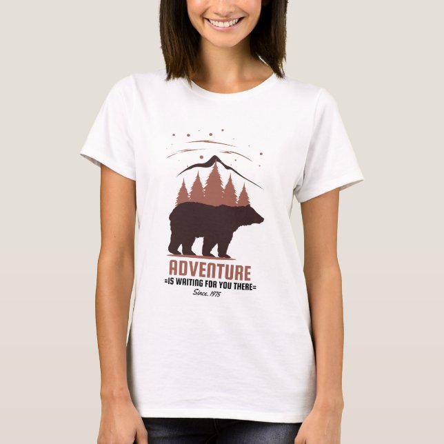 Camping und Abenteuer Funny T-Shirt (Vorderseite)