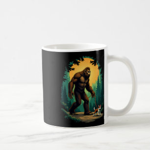 Camping Wandern Bigfoot Gehen mit Boston Terrier Kaffeetasse