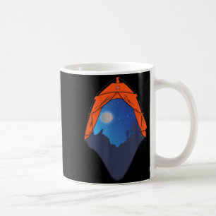 Camping-Zelt-Nachtszene _ Wolf heult bei Kaffeetasse