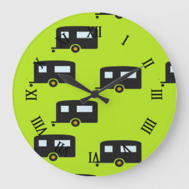 Campinganhänger auf grün große wanduhr