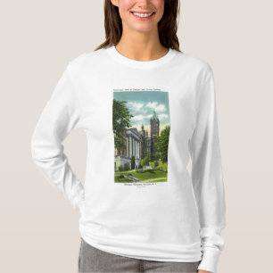 Campus-Ansicht Syrakus U, die Crouse Uni zeigt T-Shirt