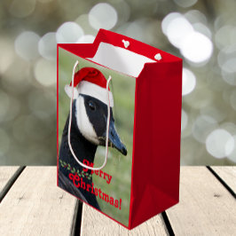 Canada Goose Wear Red Weihnachtsmannmütze Holiday Mittlere Geschenktüte